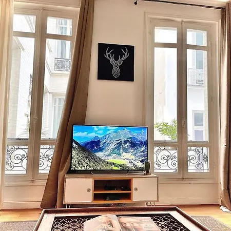 Luxueux Champs Elysee / Parking Appartement